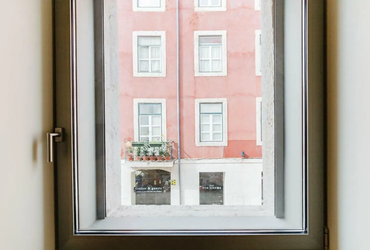 Lady Madona Apartment Lisbon