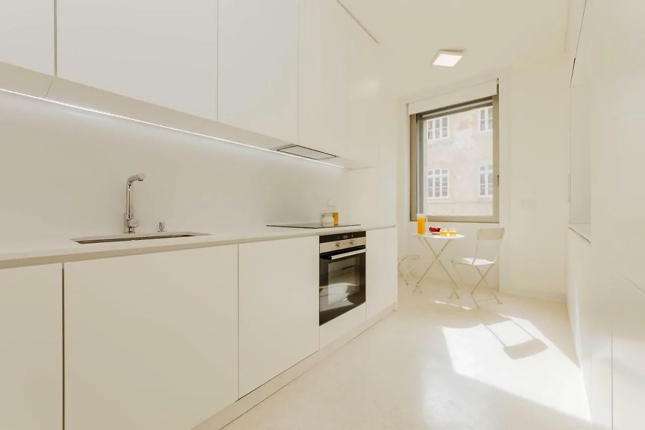 Lady Madona Apartment Lisbon