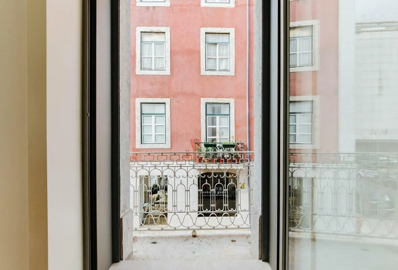 Lady Madona Apartment Lisbon 0*,  Portugal