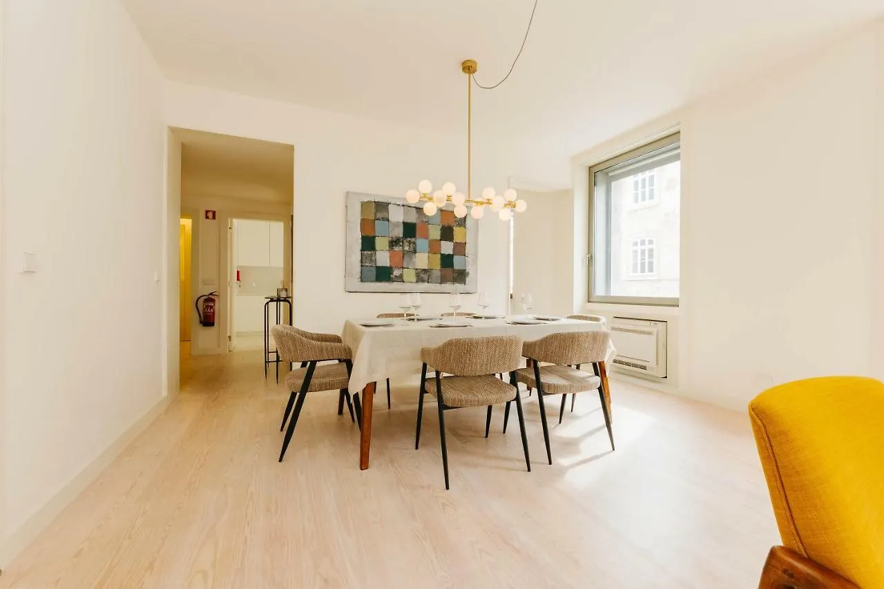 Lady Madona Apartment Lisbon